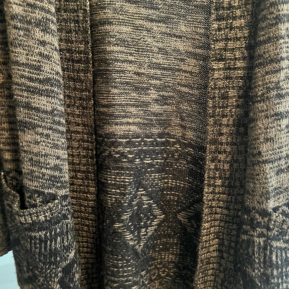 Black and green cardigan - Picture 3 of 6